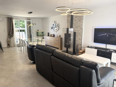 Maison - 86 m² - 4 pièces