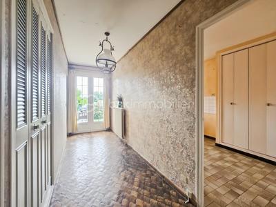 Maison - 95 m² - 6 pièces