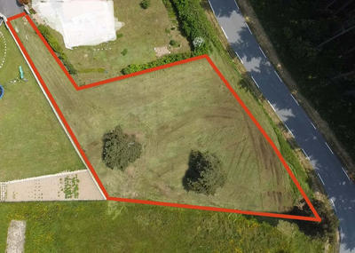 Terrain constructible - 1 218 m²