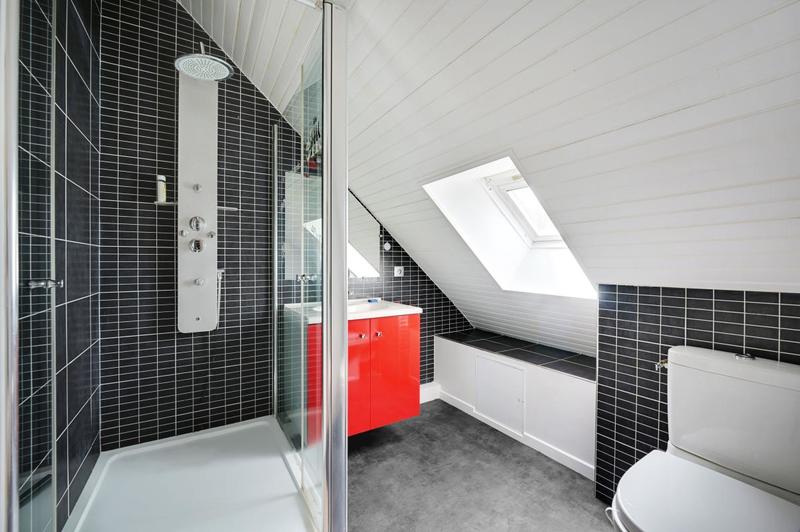 Maison - 350 m² - 7 pièces