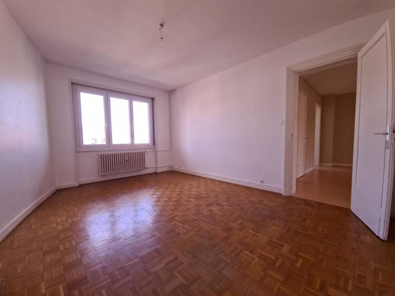 Appartement - 102 m² - 4 pièces