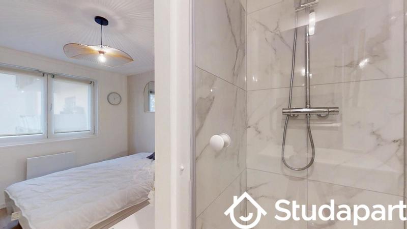 Chambre - 11 m² - 1 pièce