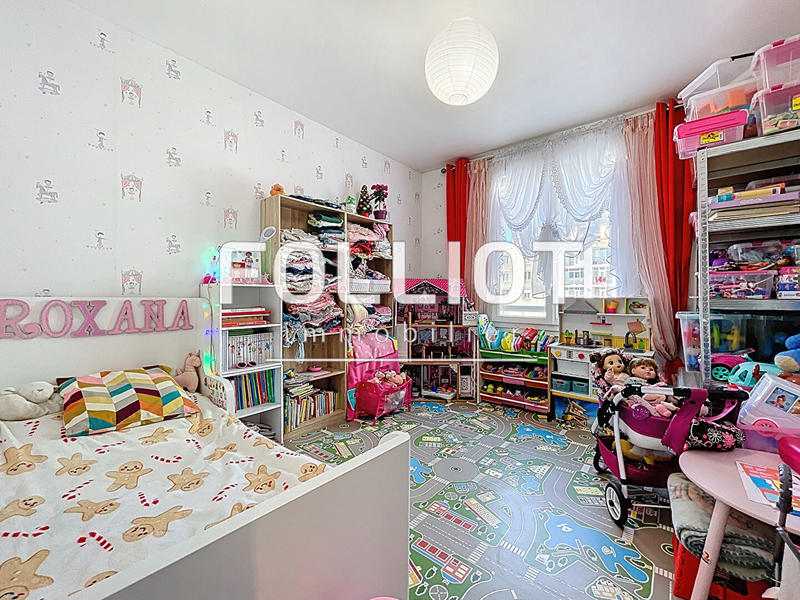 Appartement - 99 m² - 6 pièces