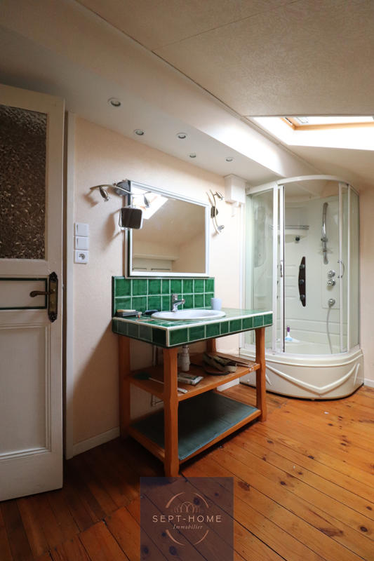 Maison - 171 m² - 5 pièces