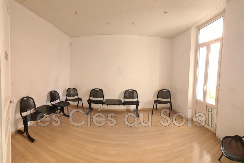 Bureau - 71 m² - 5 pièces