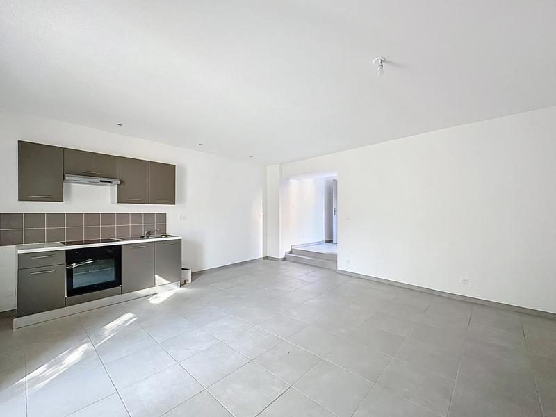 Maison - 100 m² - 3 pièces