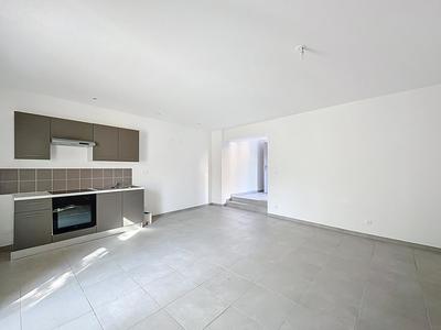 Maison - 100 m² - 3 pièces