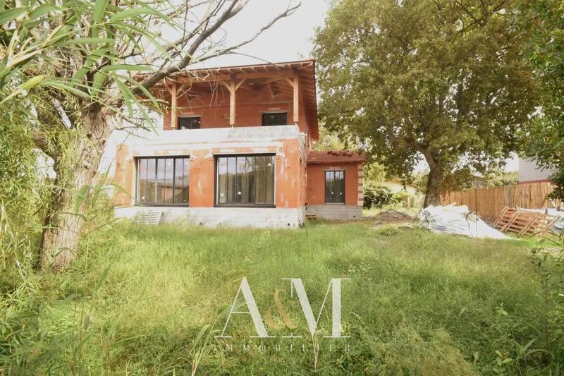 Villa - 187 m² - 7 pièces