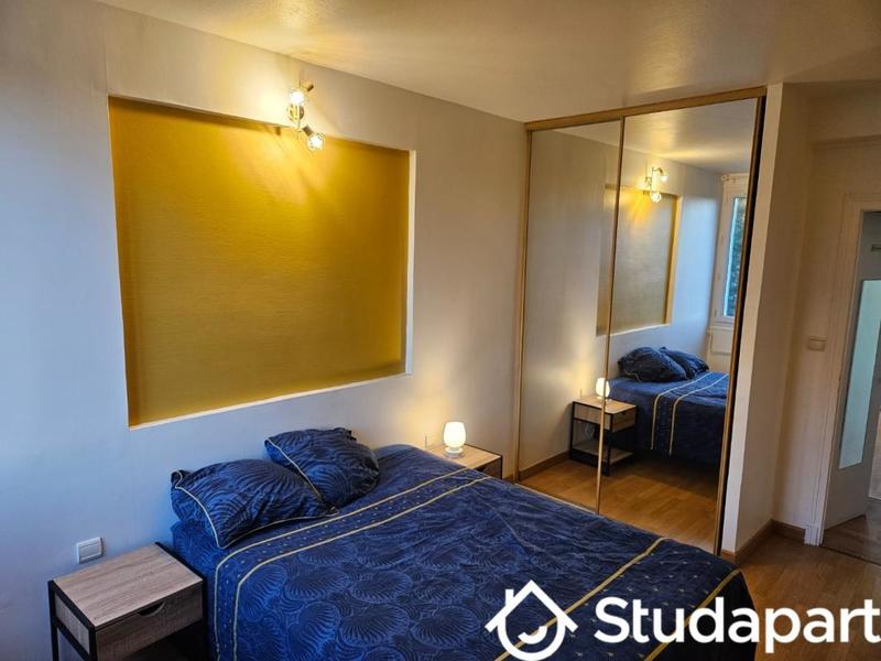 Chambre - 10 m² - 1 pièce