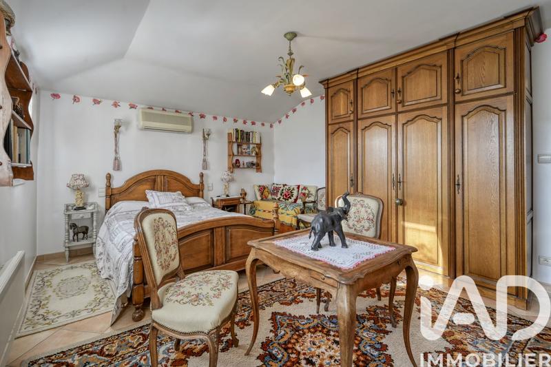 Maison - 168 m² - 6 pièces