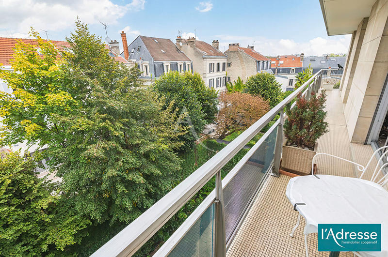 Appartement - 83 m² - 4 pièces