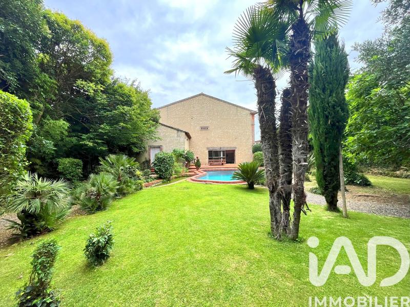 Maison - 401 m² - 16 pièces