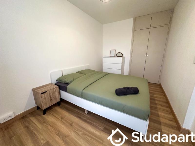 Chambre - 12 m² - 1 pièce