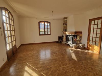 Maison - 131 m² - 6 pièces