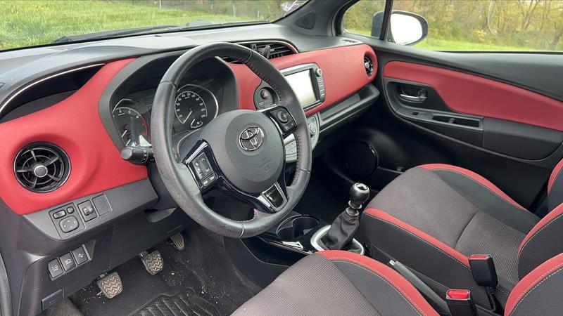 Toyota Yaris 1.5 Vvt-I 111 Chic
