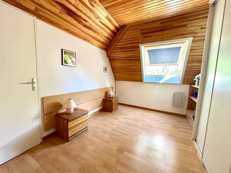 Maison - 213 m² - 7 pièces