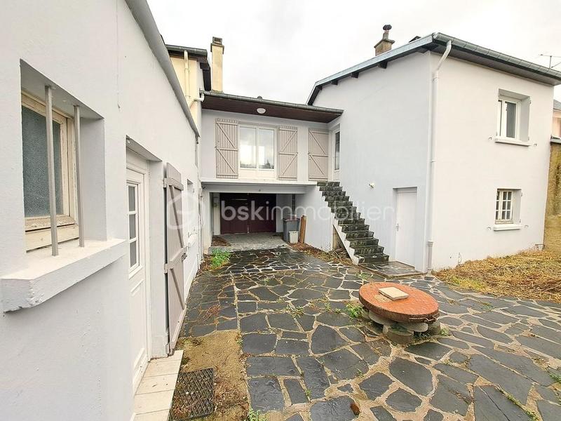 Maison - 145 m² - 6 pièces