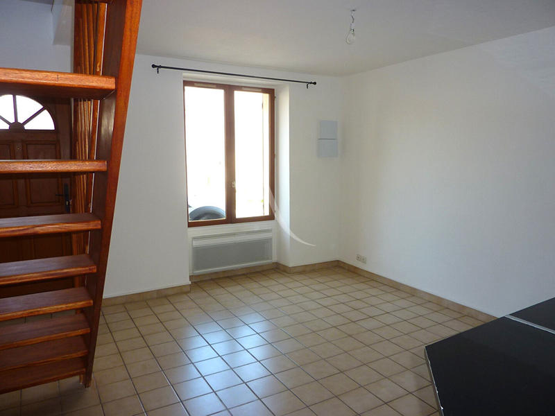 Immeuble - 9 pièces