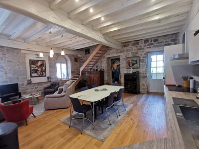 Maison - 93 m² - 4 pièces