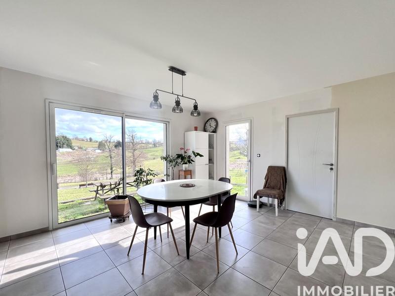 Maison - 103 m² - 5 pièces