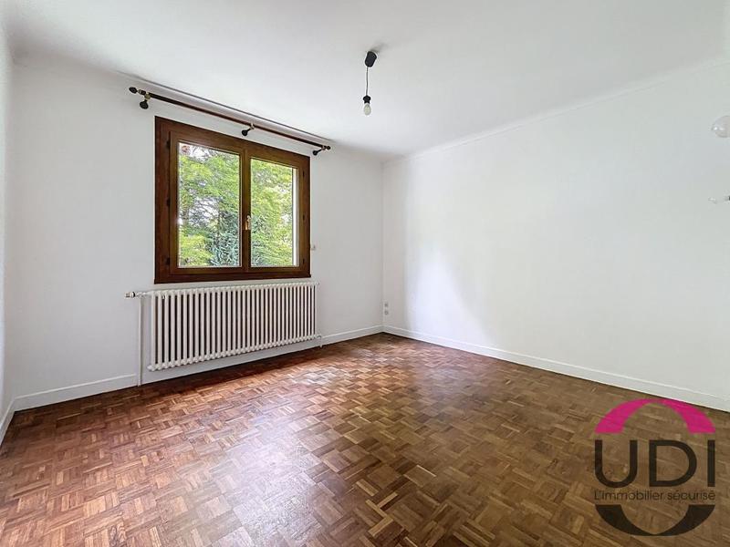 Maison - 167 m² - 8 pièces