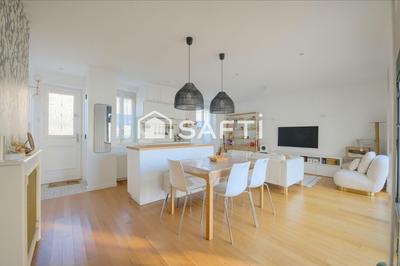 Maison - 95 m² - 5 pièces