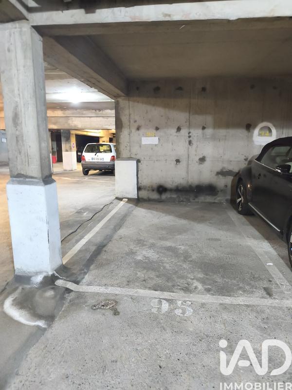 Parking - 10 m²