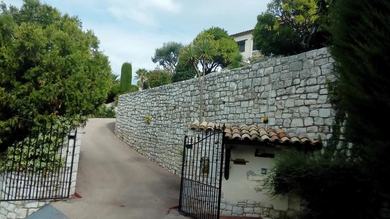 Villa - 270 m² - 8 pièces