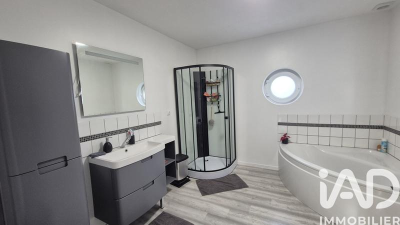 Maison de village - 202 m² - 7 pièces