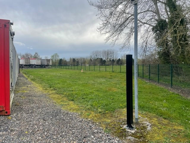 Bureau - 1 200 m² - 4 pièces