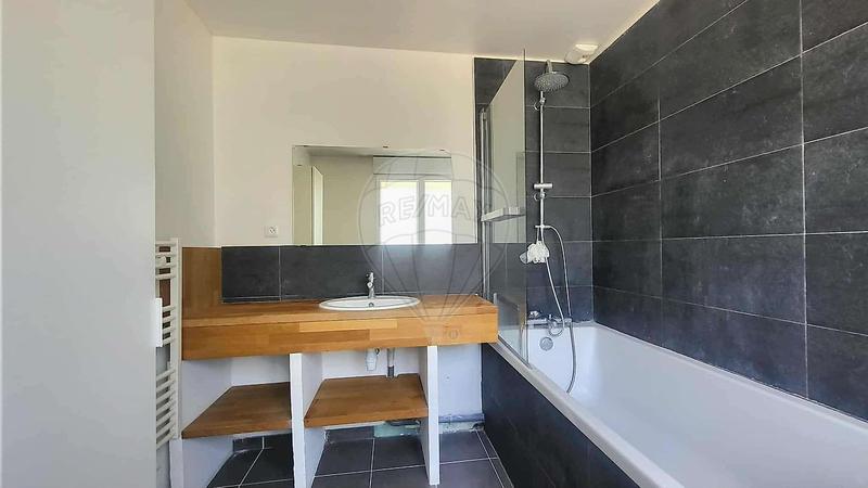 Maison - 145 m² - 7 pièces