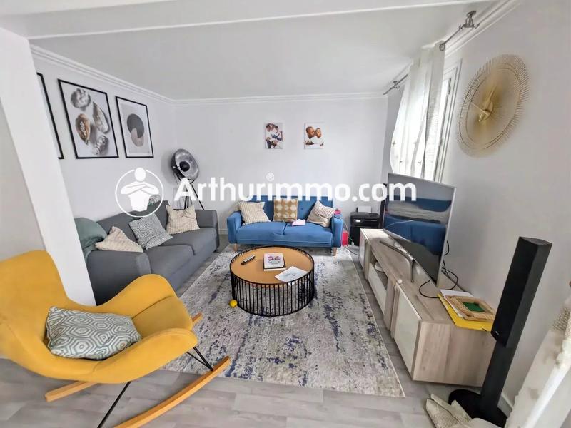 Appartement - 82 m² - 4 pièces