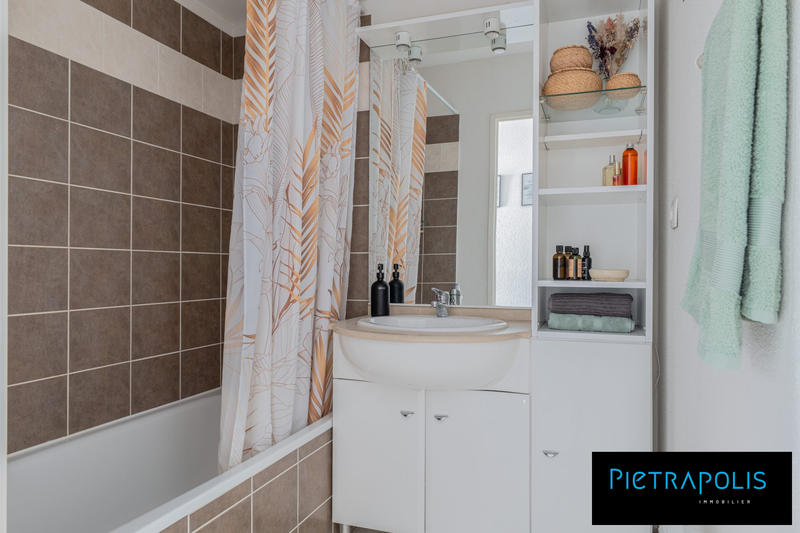 Appartement - 56 m² - 3 pièces