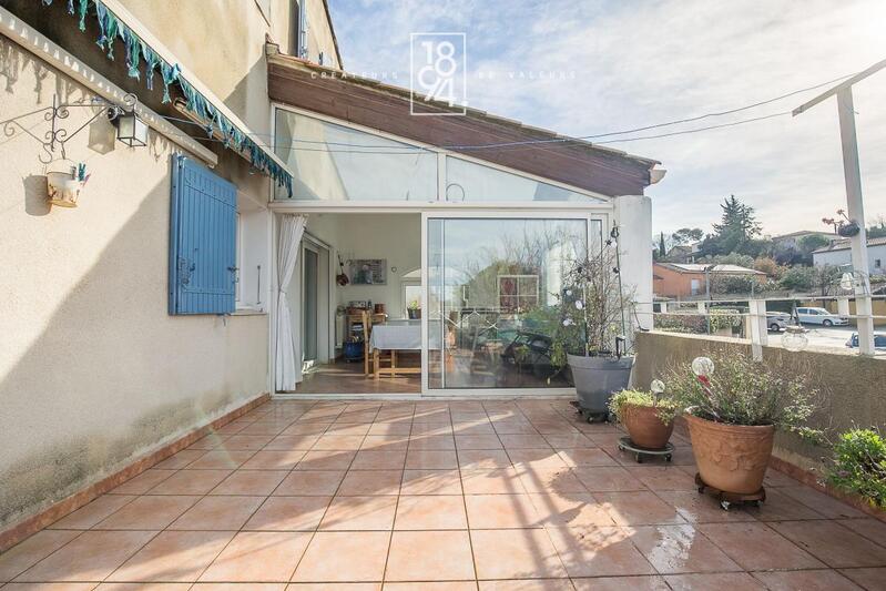 Appartement - 98 m² - 3 pièces