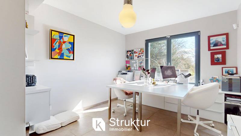 Villa - 280 m² - 9 pièces