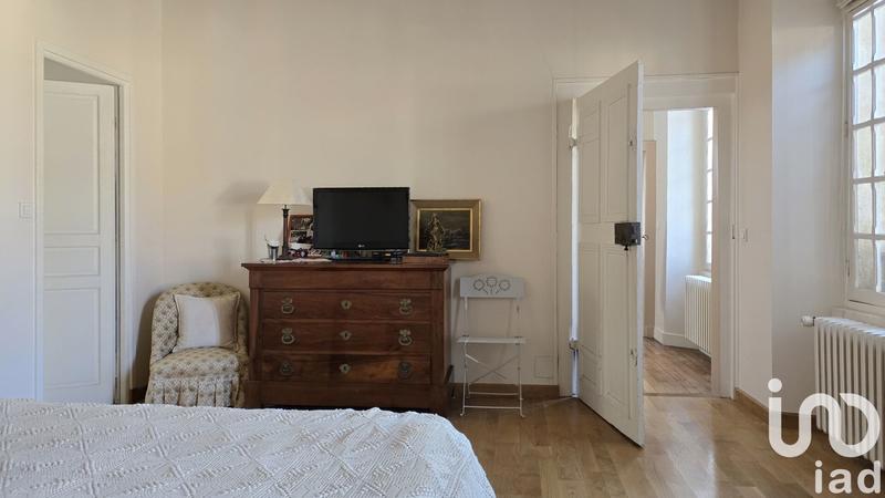 Maison - 223 m² - 7 pièces