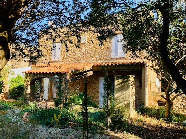 Maison de maîtres - 1 200 m² - 7 pièces