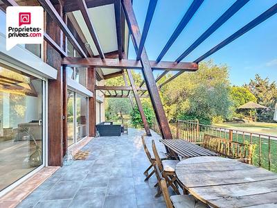 Demeure - 147 m² - 5 pièces