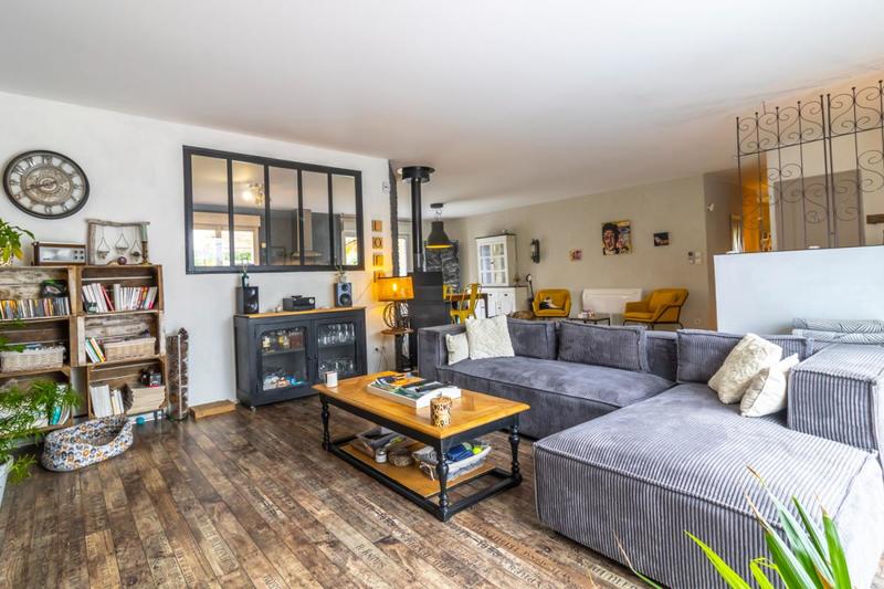 Maison - 151 m² - 6 pièces