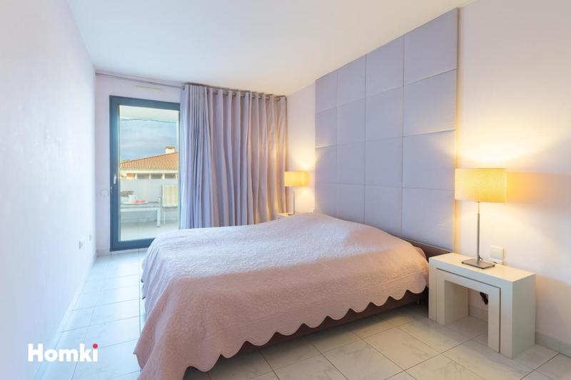 Appartement - 77 m² - 3 pièces