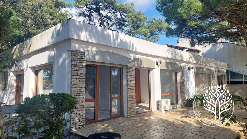 Villa - 187 m² - 7 pièces