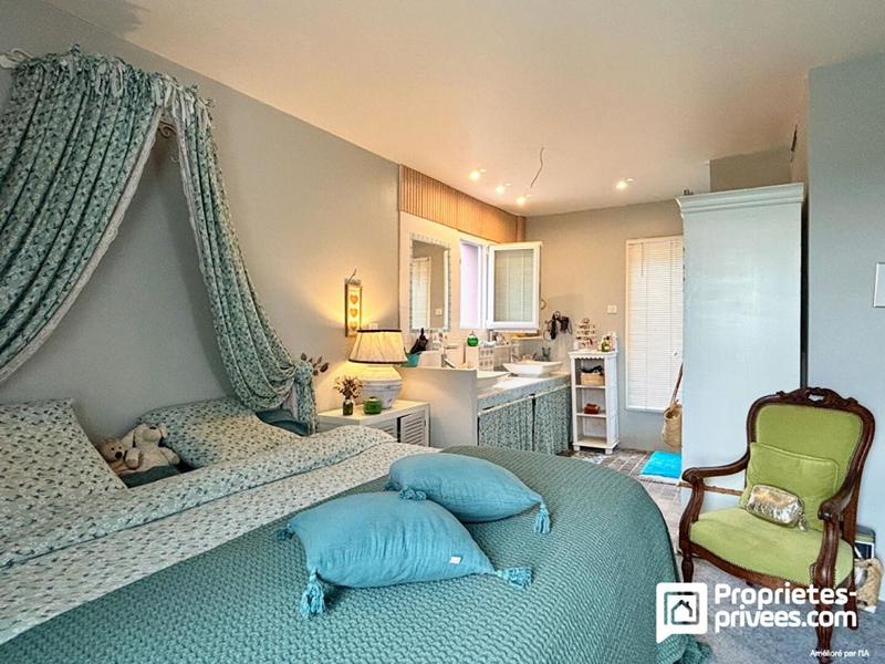 Maison - 200 m² - 6 pièces