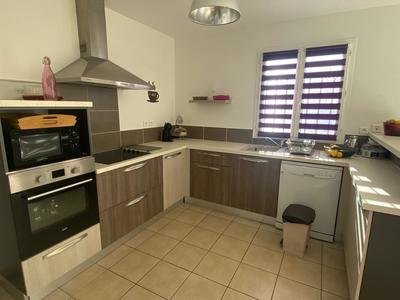 Maison - 96 m² - 4 pièces