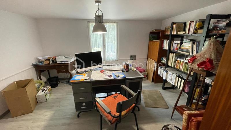 Propriété - 169 m² - 6 pièces