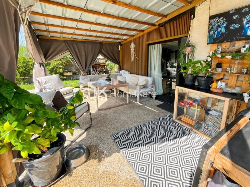 Maison - 200 m² - 7 pièces