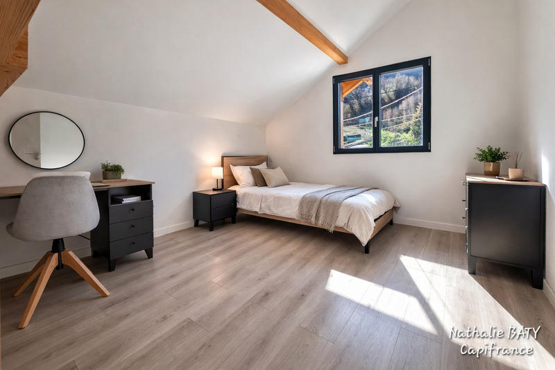 Maison - 182 m² - 7 pièces