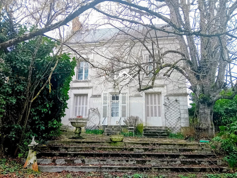 Maison - 194 m² - 8 pièces