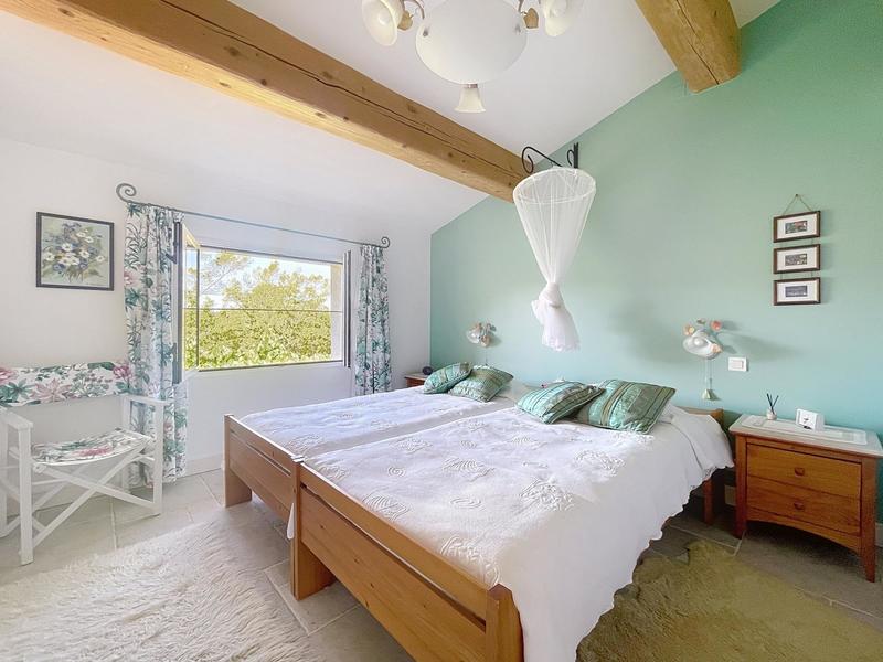 Villa - 253 m² - 8 pièces