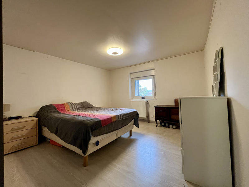 Appartement - 225 m² - 8 pièces