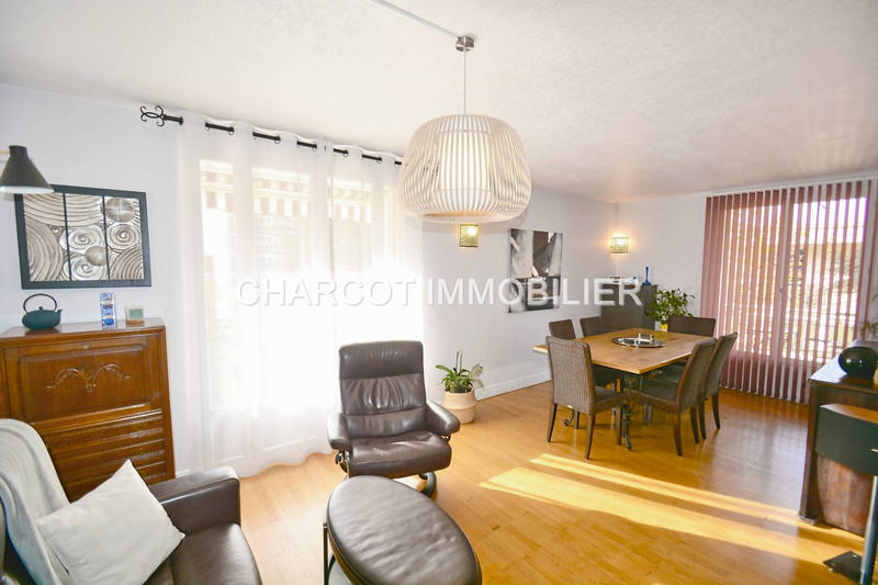 Appartement - 83 m² - 5 pièces